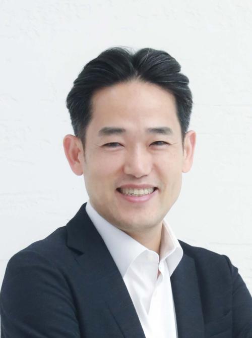 진요한
